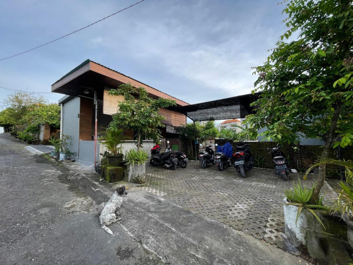 Belimbing Guest House Canggu المظهر الخارجي الصورة